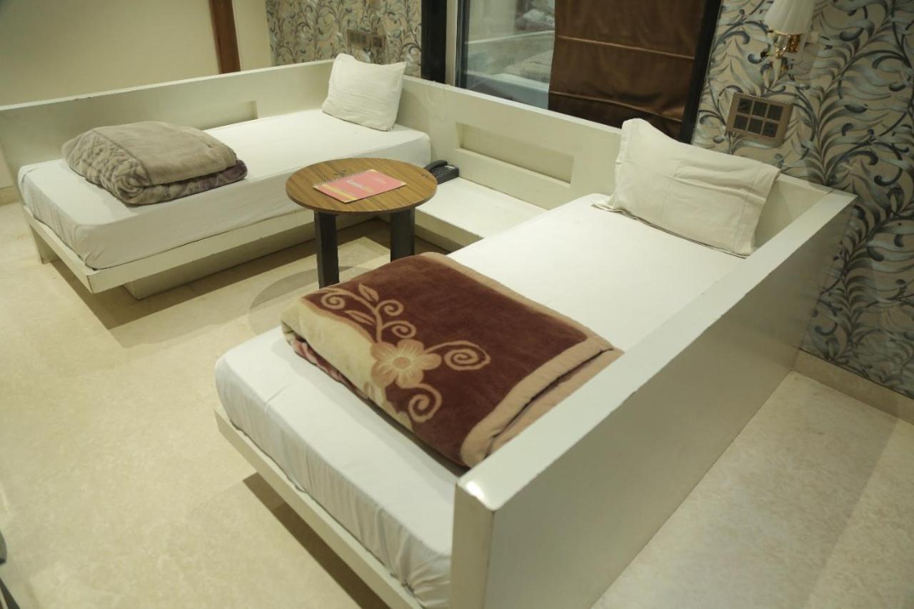 Leeway Hotel